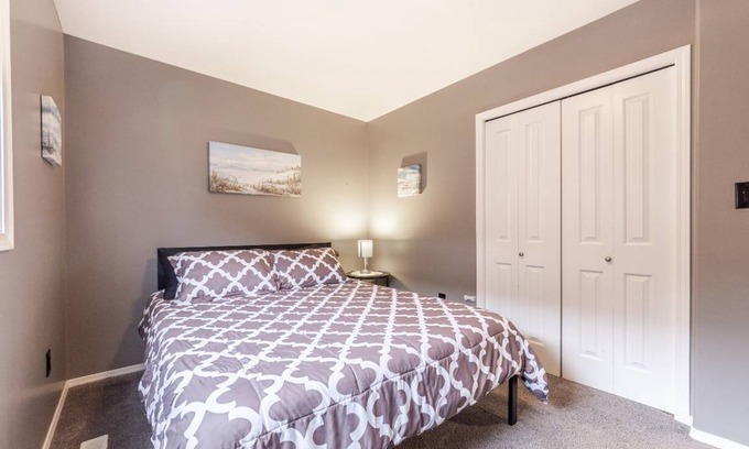 Lloydminster Resort | Private room ∙ 2 guests
