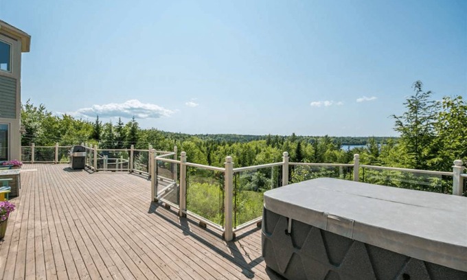 Lucasville Resort | Private room ∙ 2 guests