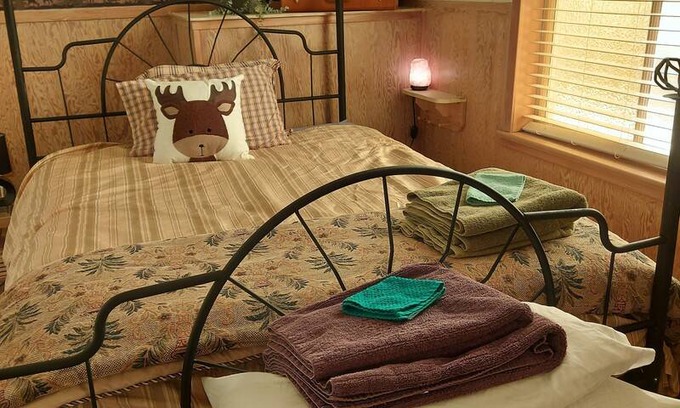 Mannville Resort | Private room ∙ 2 guests