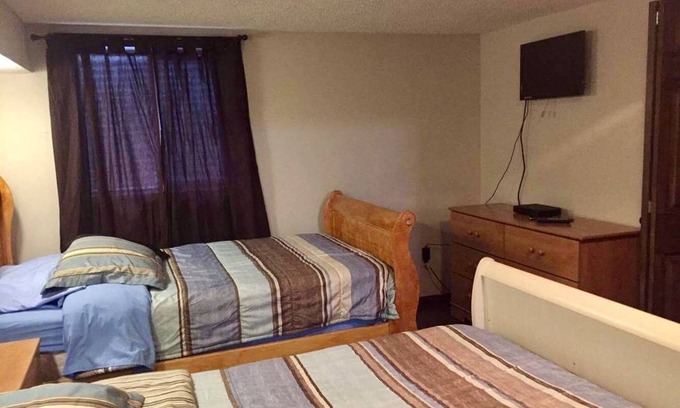 Calgary Resort | Private room ∙ 2 guests