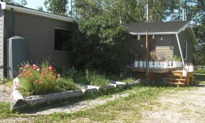 Rocky Mountain House Resort | Private room ∙ 2 guests