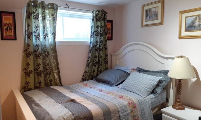 Aylmer Resort | Private room ∙ 2 guests