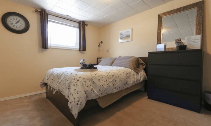 Northeast Edmonton Resort | Private room ∙ 4 guests