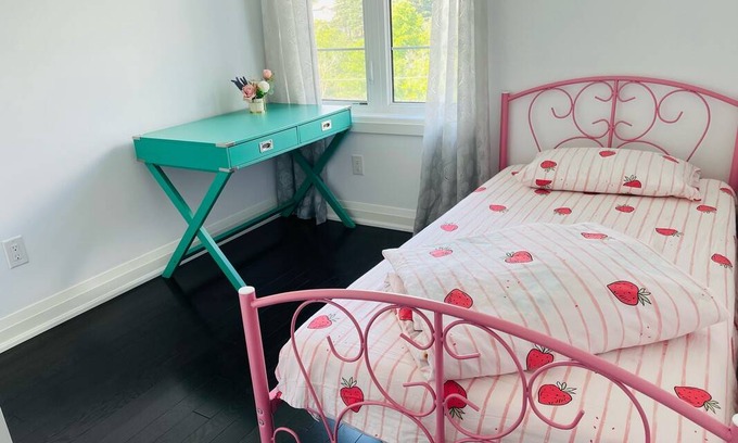 Richmond Hill Resort | Private room ∙ 1 guest
