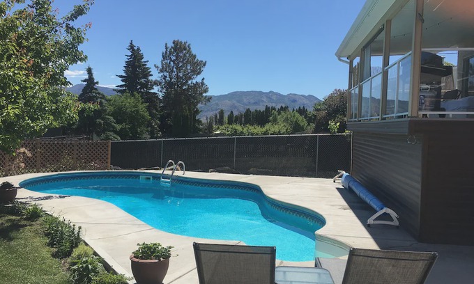Westbank House | Relax Poolside in West Kelowna