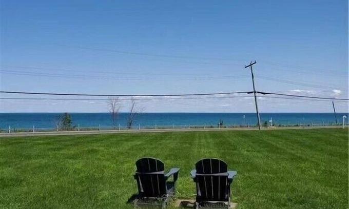 Craigleith Condo | Renting Monthly or Seasonal. Fall 2022 Still Available! (Oct & Nov)