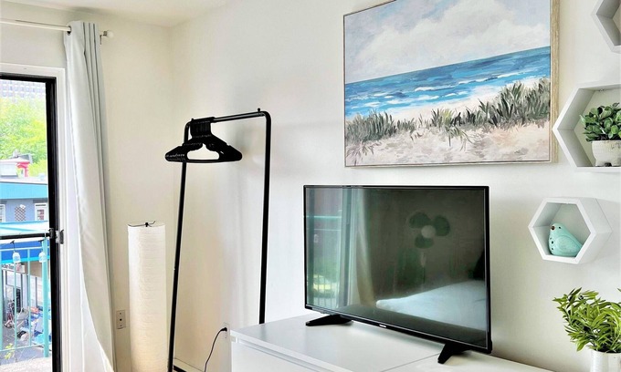 Gay Village Apartment | Studio moderne à Ville-Marie – 305, au cœur de Montréal