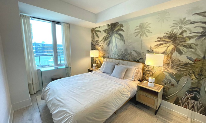 CityPlace Condo | Stunning NEW 1 Bed +Den in King West Ent. District