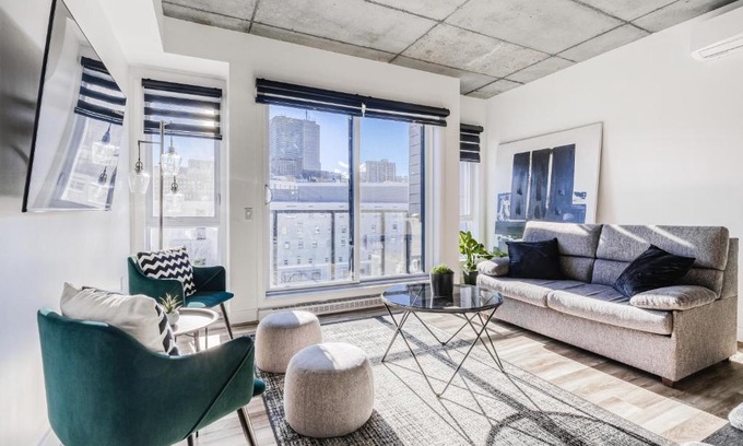 Saint-Roch Apartment | The Caiman 907- Perfect for 6-8 people