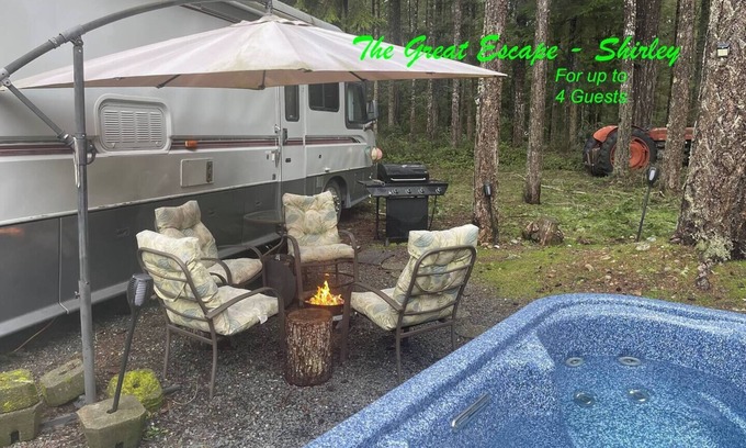 Otter Point House | The Great Escape - Shirley with secluded Private Hot Tub - accommodates up to 4 guests