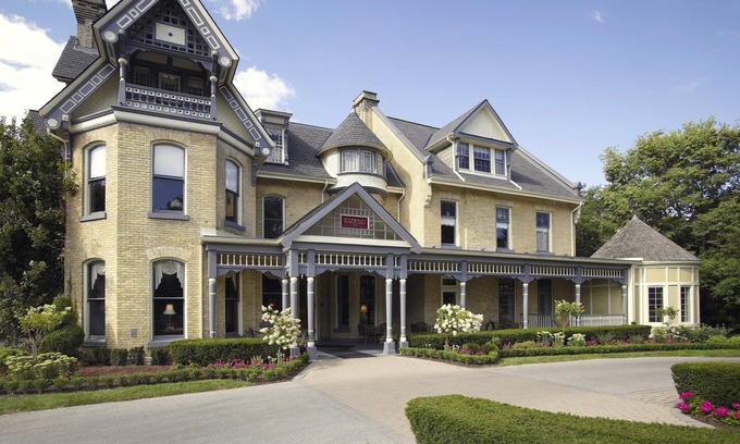South London Hotel | The Idlewyld Inn and Spa