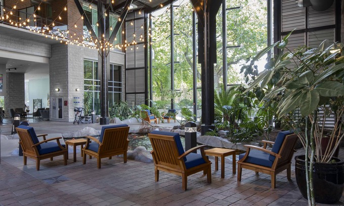Downtown Victoria Apartment | The Parkside Hotel & Spa