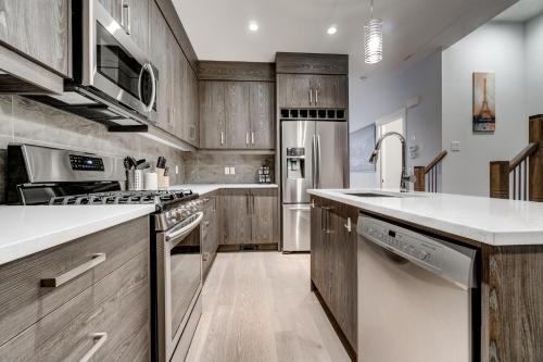 Sunalta House | Three-Bedroom House with Walk-in Closet #29 Sunalta Downtown