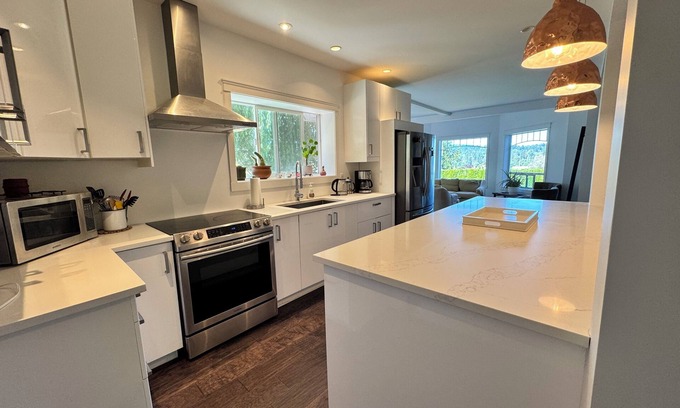 Saanich House | Valley View Estate
