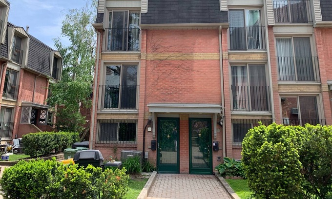 Garden District House | Vrbo Property