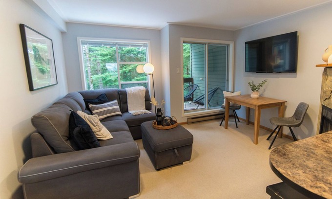 Whistler Creekside Condo | Whistler Creekside Condo. Extremely close to gondola for skiing and bike park access.