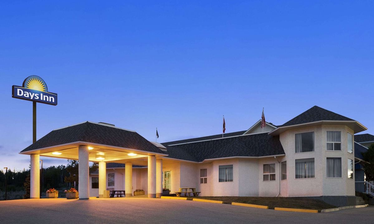 Hinton Hotel | Days Inn by Wyndham Hinton