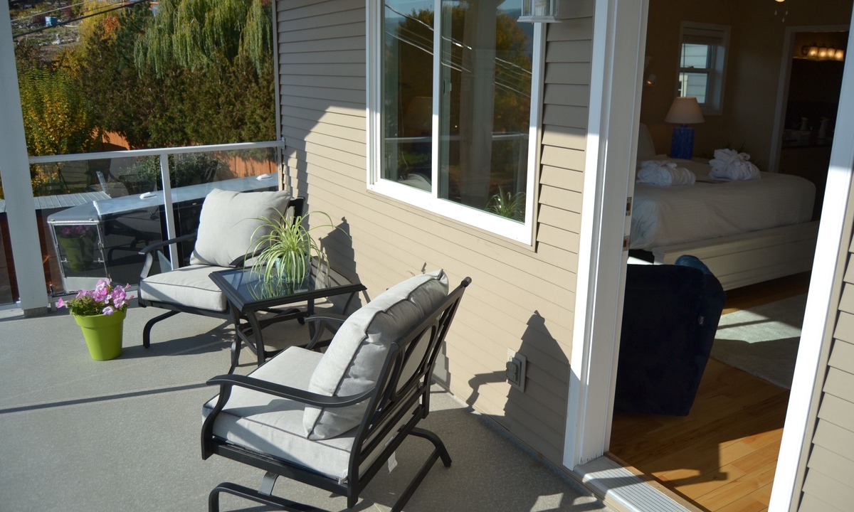 Central Okanagan Bed & Breakfast | Salish Bed & Breakfast and Spa
