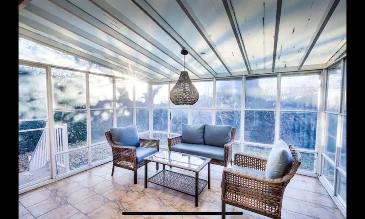 Candiac House | Style & confort by Montreal -New - 3 BR Bungalow