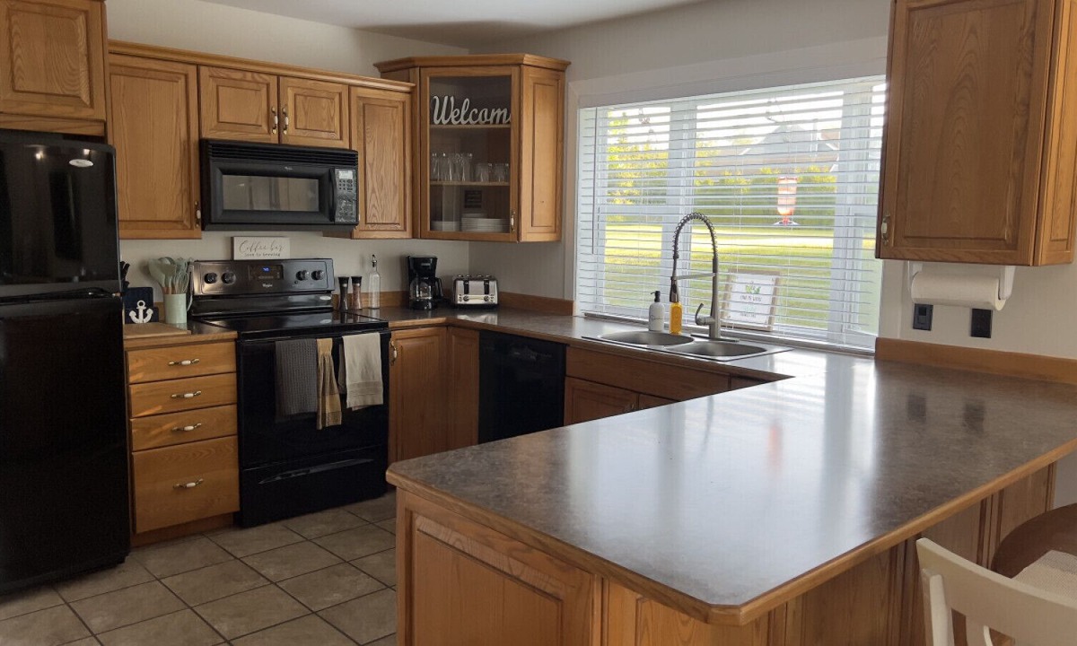 Saint John House | Douglas Lake Paradise