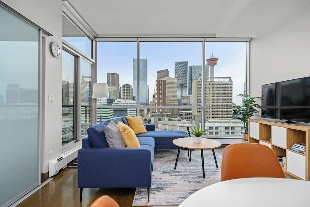 Mission District Apartment | Perfect View| UG Stall| 2 Bed| Mins to Saddledome
