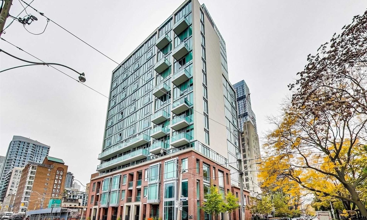 Garden District Apartment | Downtown Toronto condo in prime central location!