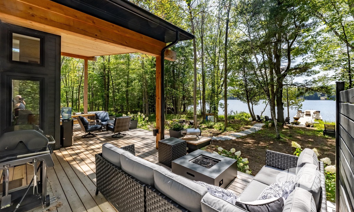 Seguin Cottage | Newly built 4 bed 3 bath cottage on Lake Joseph