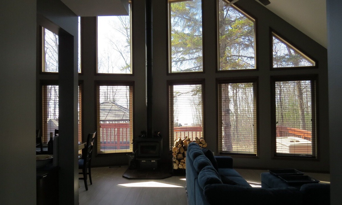 Beaconia Cottage | Boulder Bay Cottage - Main floor
