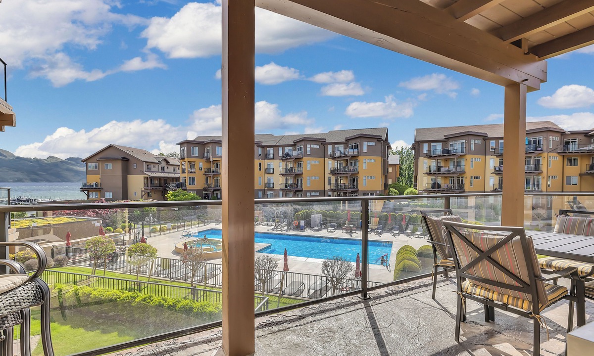 Westbank Condo | 6203 The Getaway - Barona Beach - Pool Facing