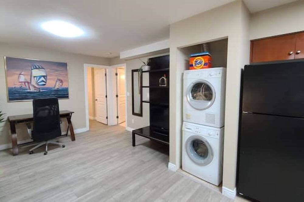 Guildford House | Fraser Heights Cozy Suite