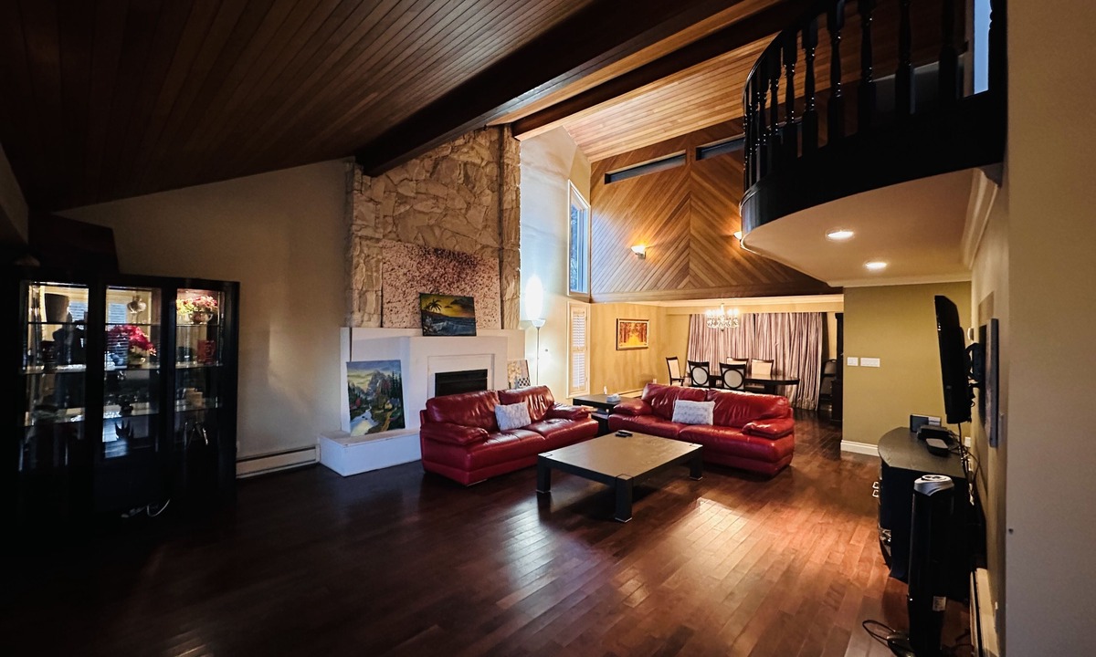 Shaughnessy House | Cosy House with Sauna in Central Vancouver