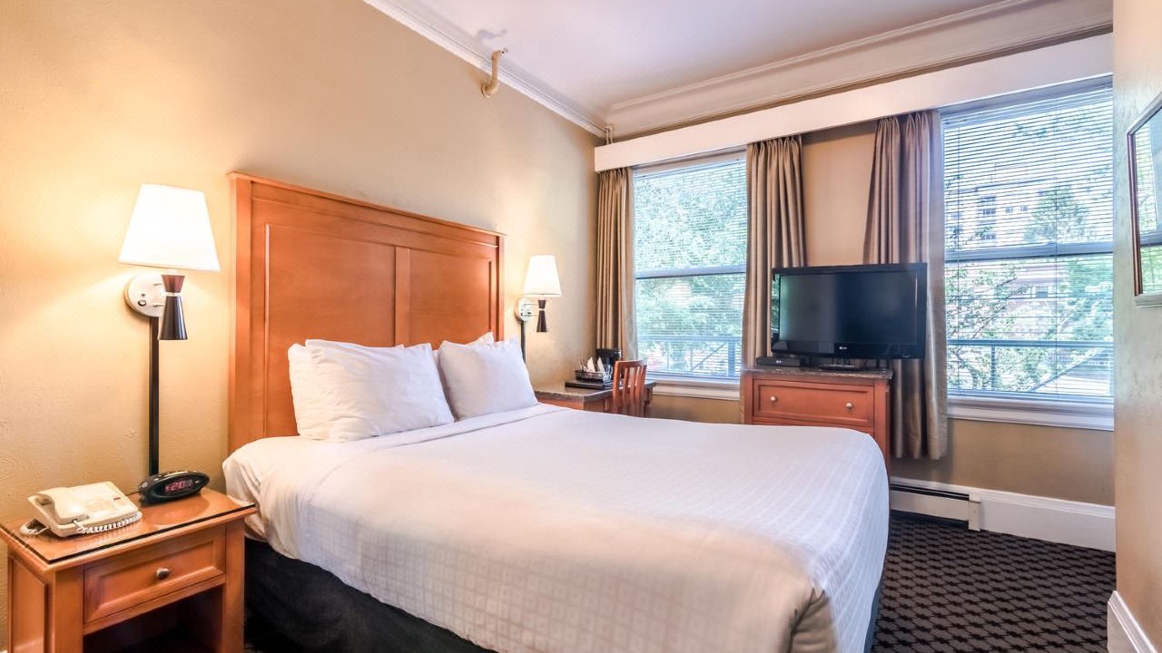 Photo of Bedroom in West End