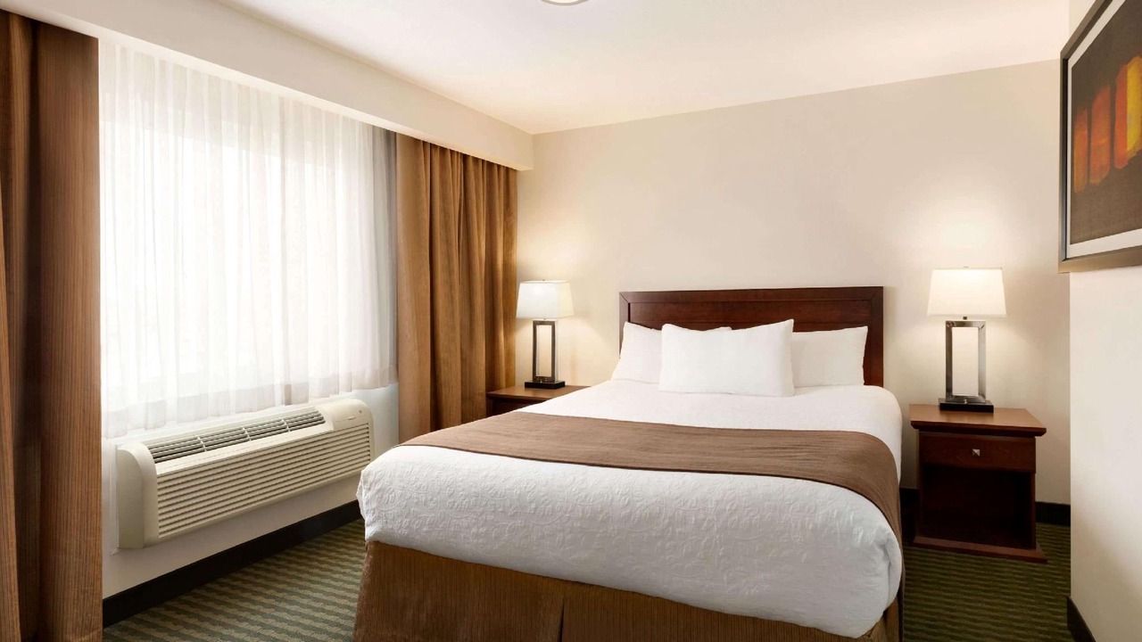 Photo of Bedroom in Weyburn