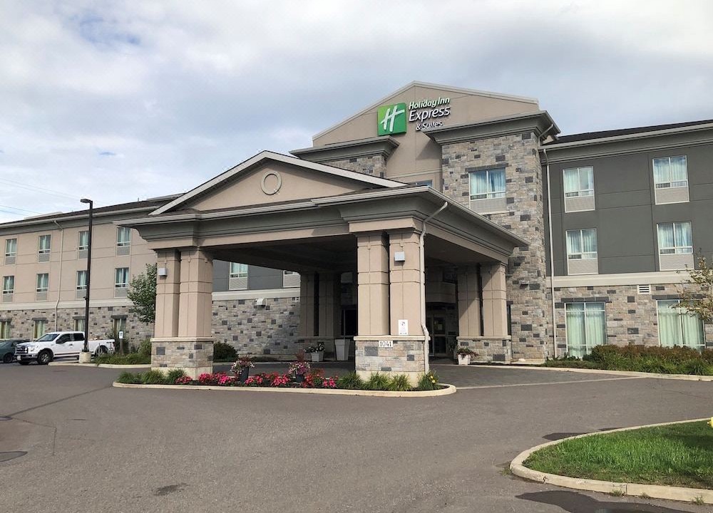 Photo of Buildings in Thunder Bay