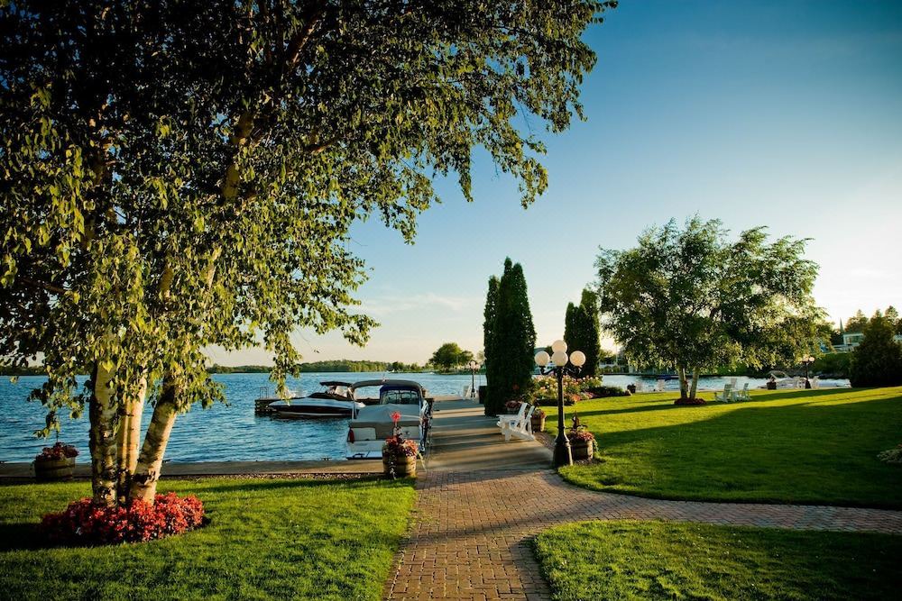 Photo of Buildings in Gananoque