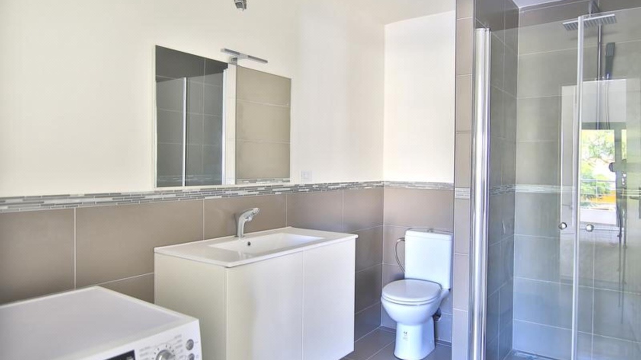 Photo of Bathroom in Rigaud