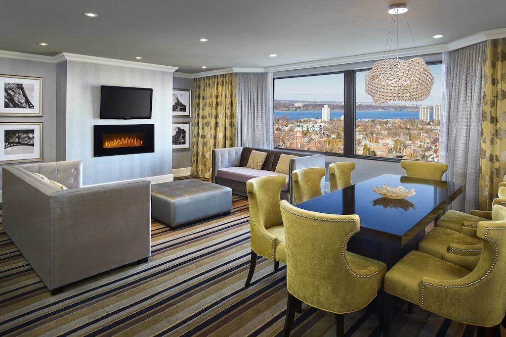Photo of Livingroom in Central Hamilton