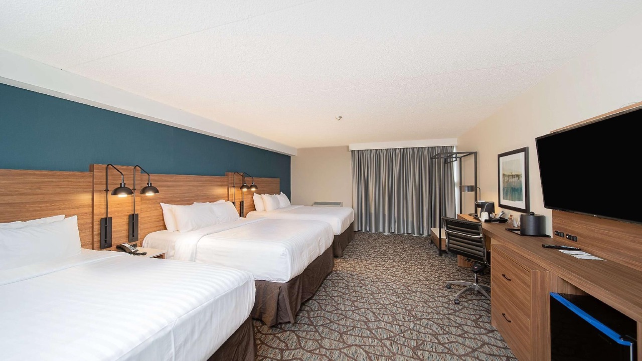 Photo of Bedroom in Fallsview