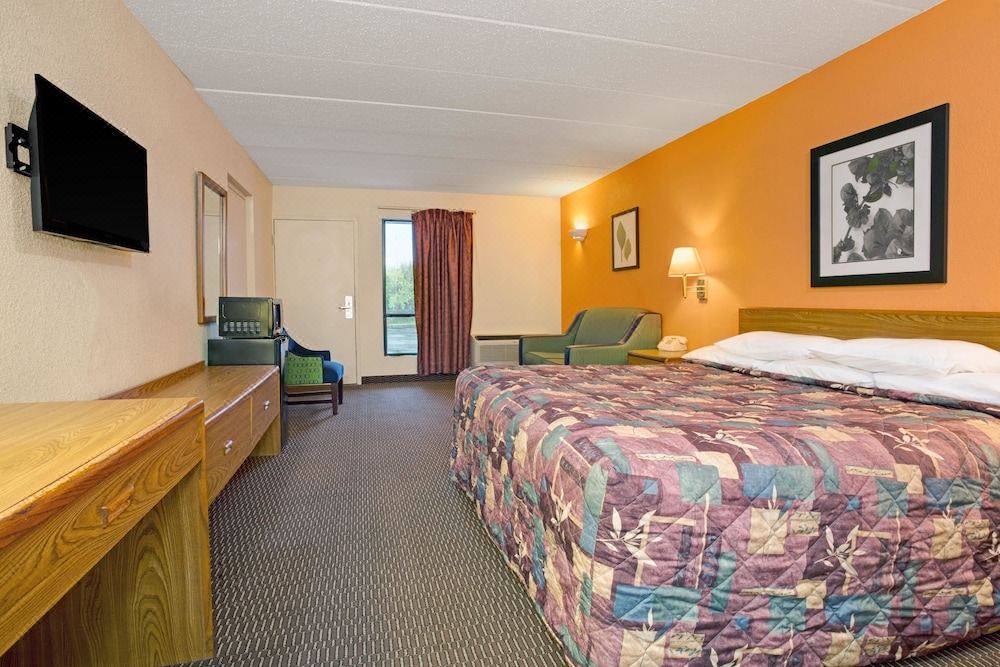 Photo of Bedroom in Latonia