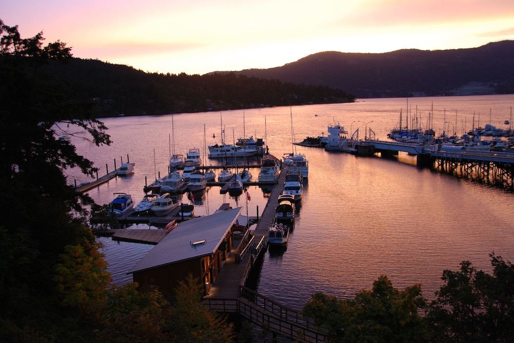 Photo of Others in Brentwood Bay
