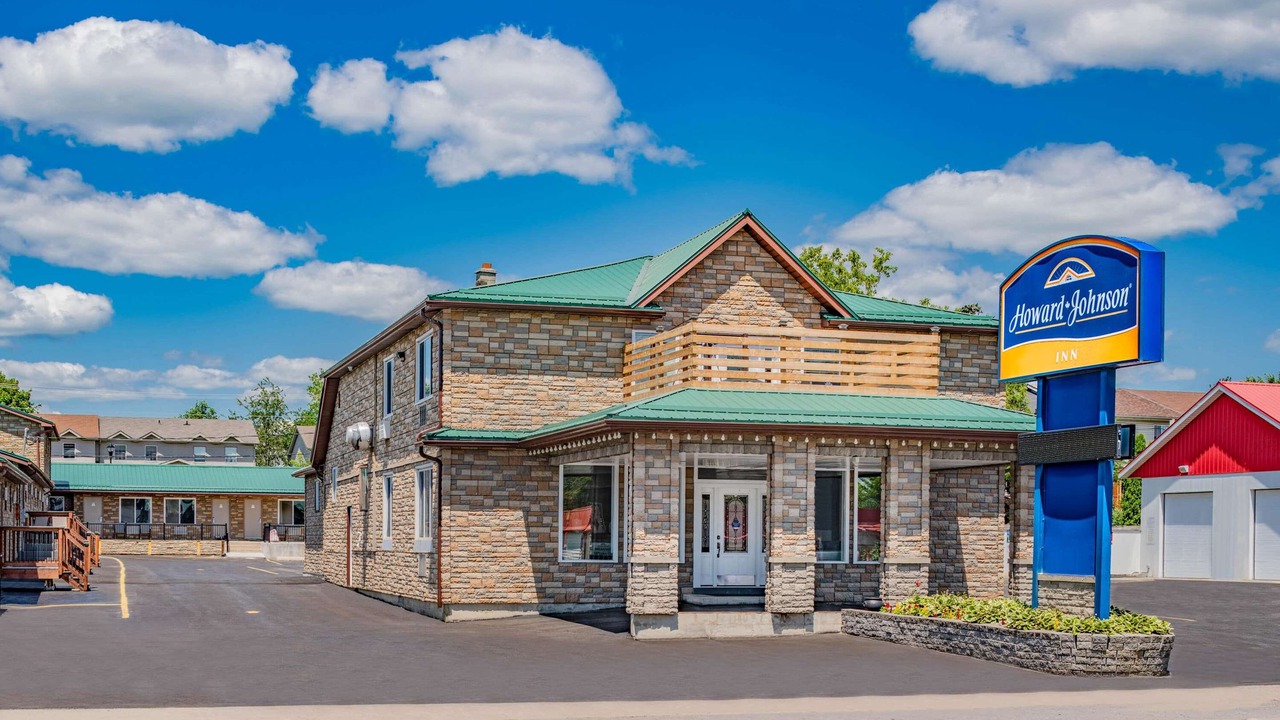 Photo of Buildings in Gananoque