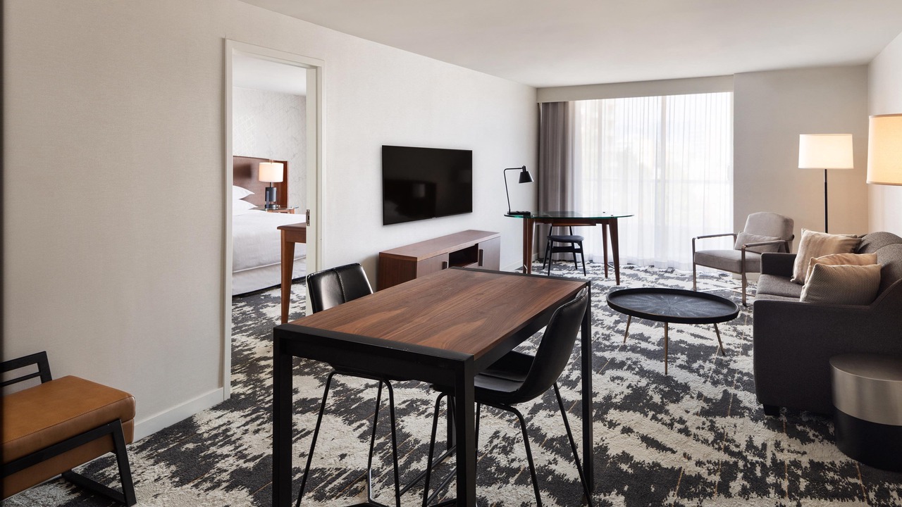 Photo of Livingroom in Richmond City Centre
