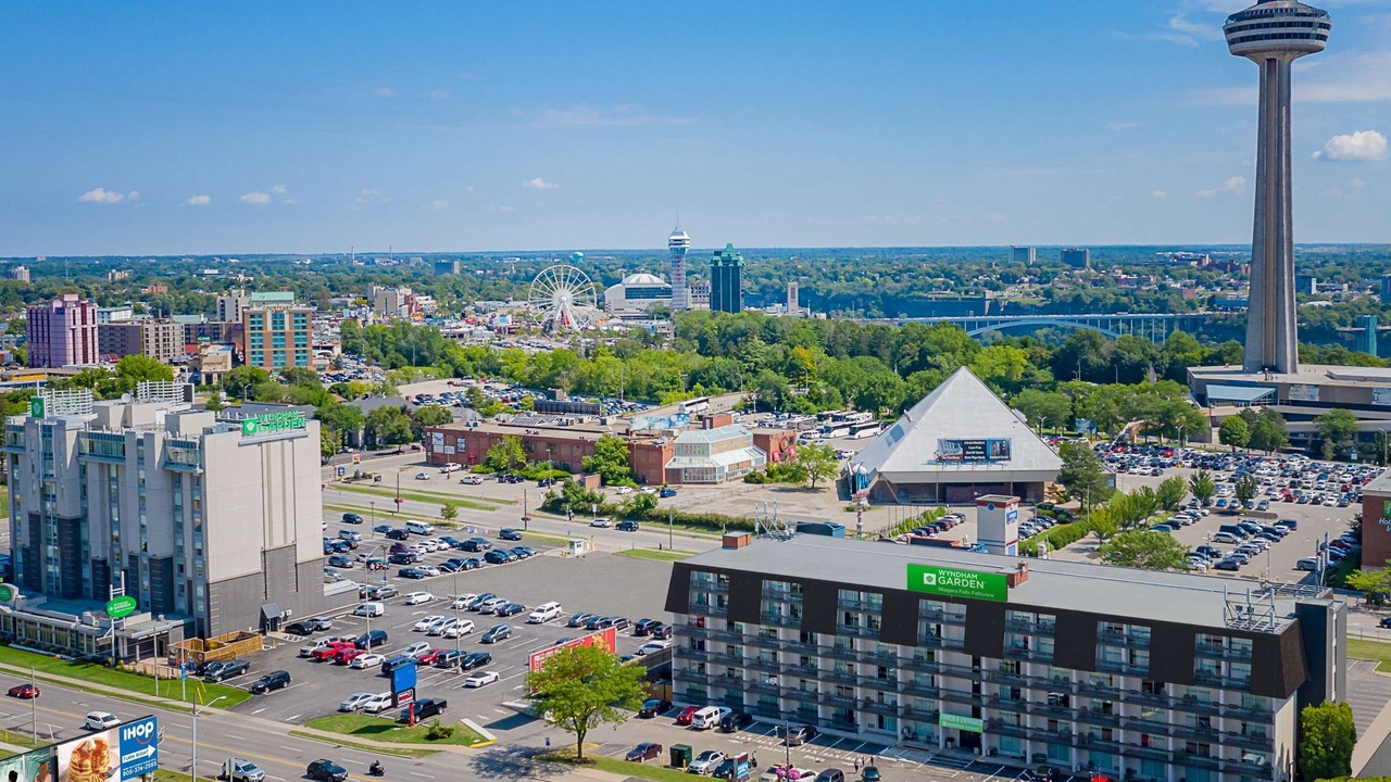 Photo of Others in Fallsview