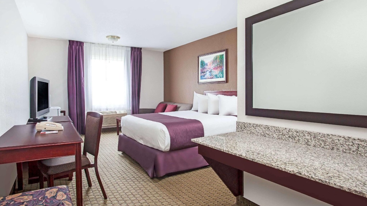 Photo of Bedroom in Red Deer