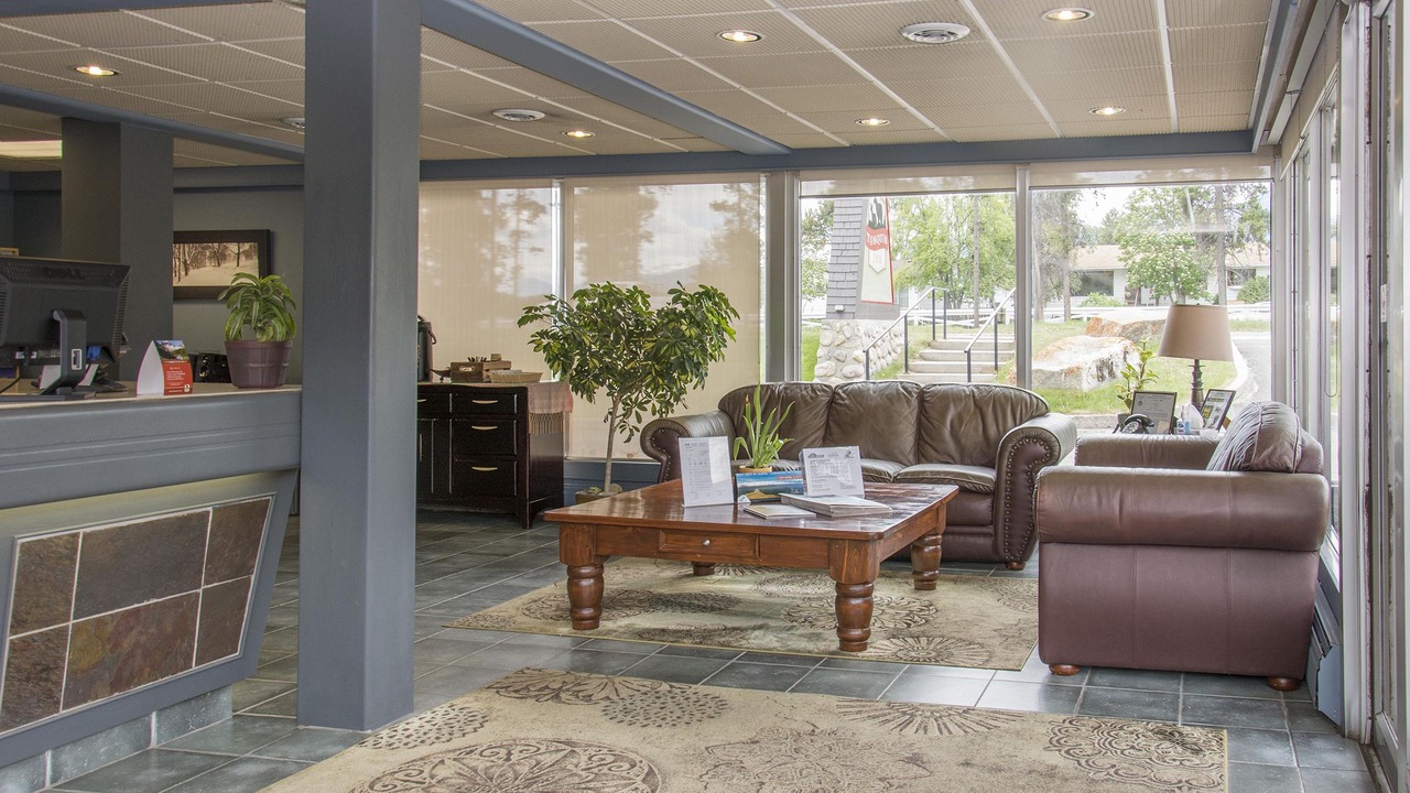 Photo of Livingroom in Jasper