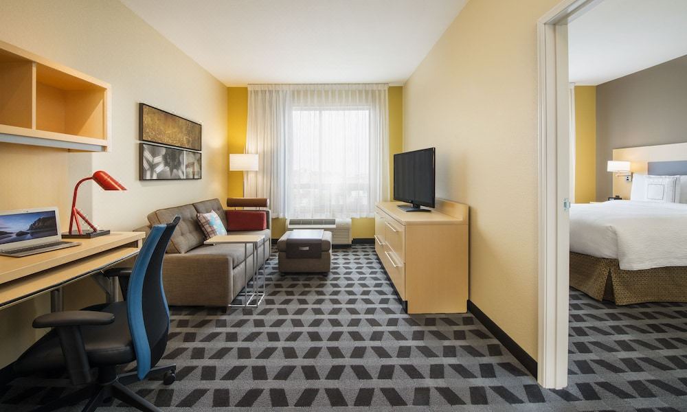 Photo of Livingroom in Red Deer