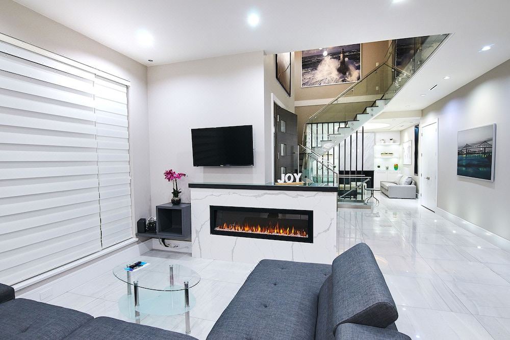Photo of Livingroom in Burnaby