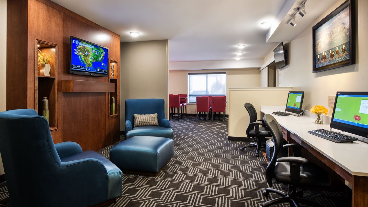 Photo of Livingroom in Red Deer