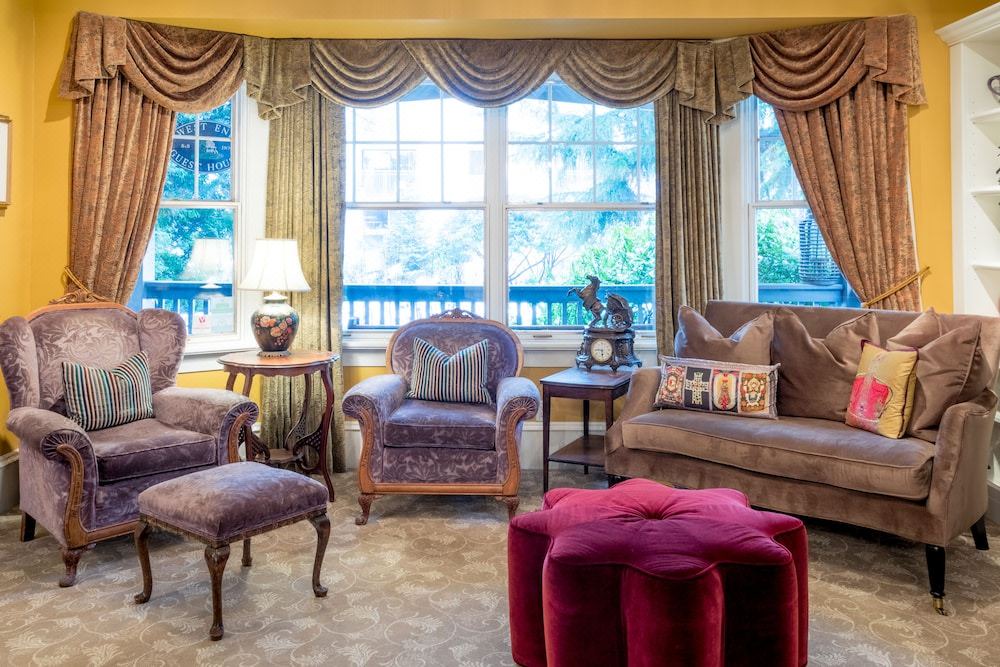 Photo of Livingroom in West End