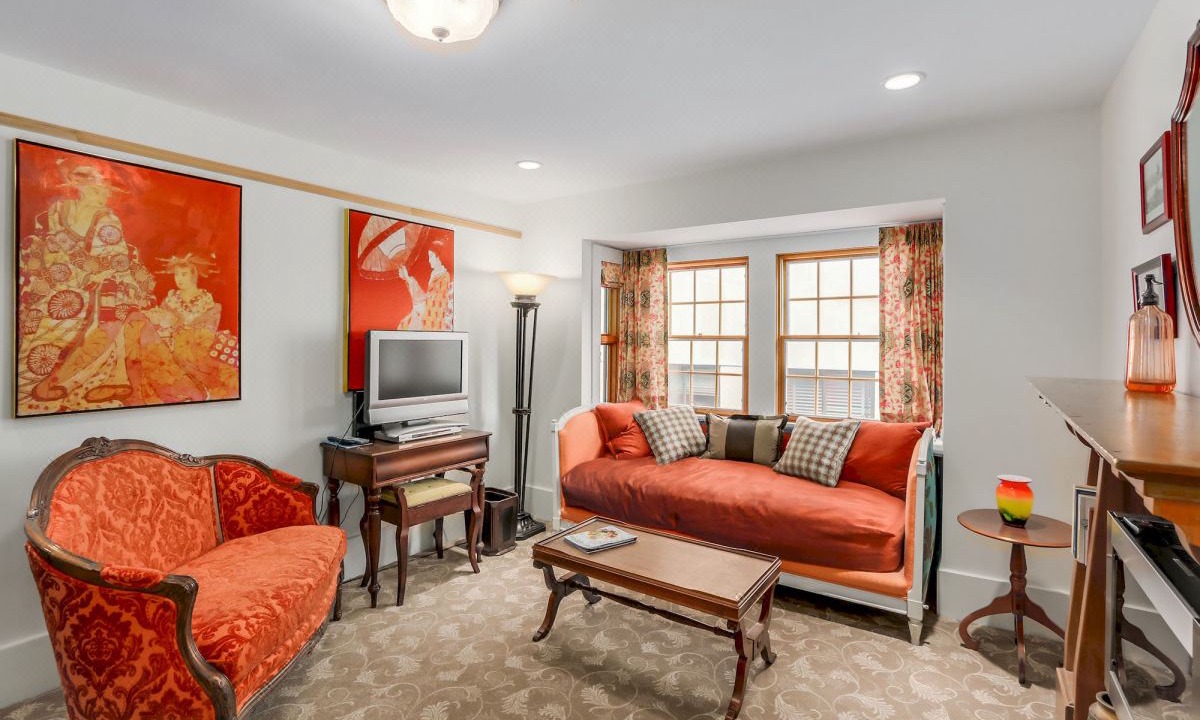 Photo of Livingroom in West End